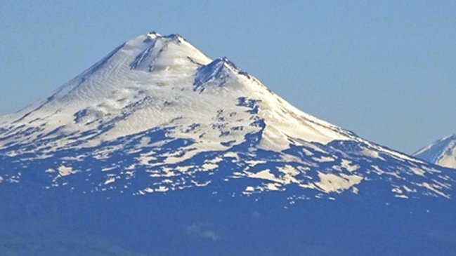 Encuentran a uno de los turistas extraviados en volcán Llaima