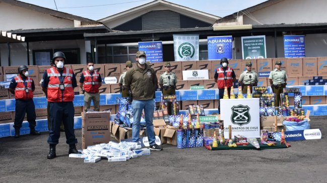 Más de 420 millones de pesos en cigarrillos fueron incautados en mega operativo policial en Arica