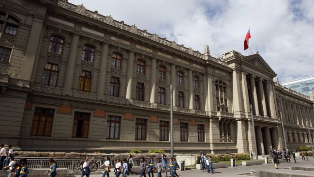 La Moneda evalúa al nuevo nominado para la Corte Suprema