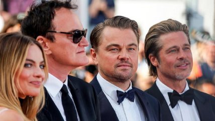  Tarantino llegó acompañado de DiCaprio, Pitt y Robbie a la premiere de su película  