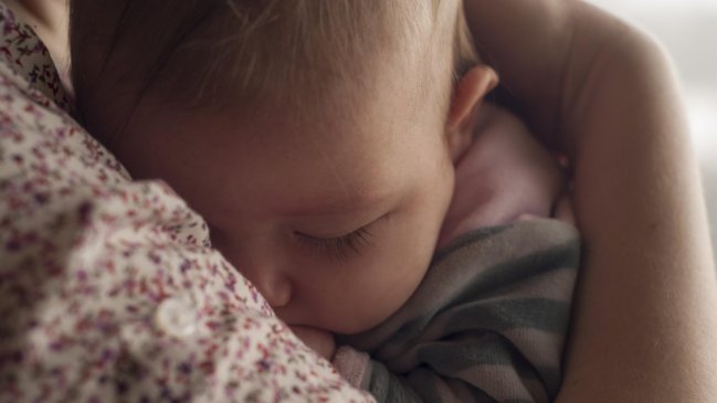 Padres olvidaron a su hijo recién nacido en un taxi cuando volvían del hospital