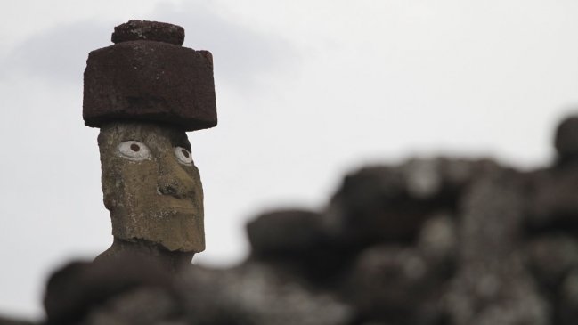 Arqueóloga cuestionó daño causado por turistas en Rapa Nui