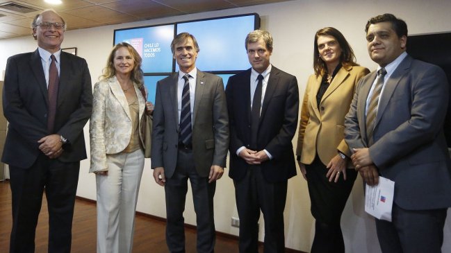 Gobierno presentó al Consejo Asesor Estadístico del director del INE