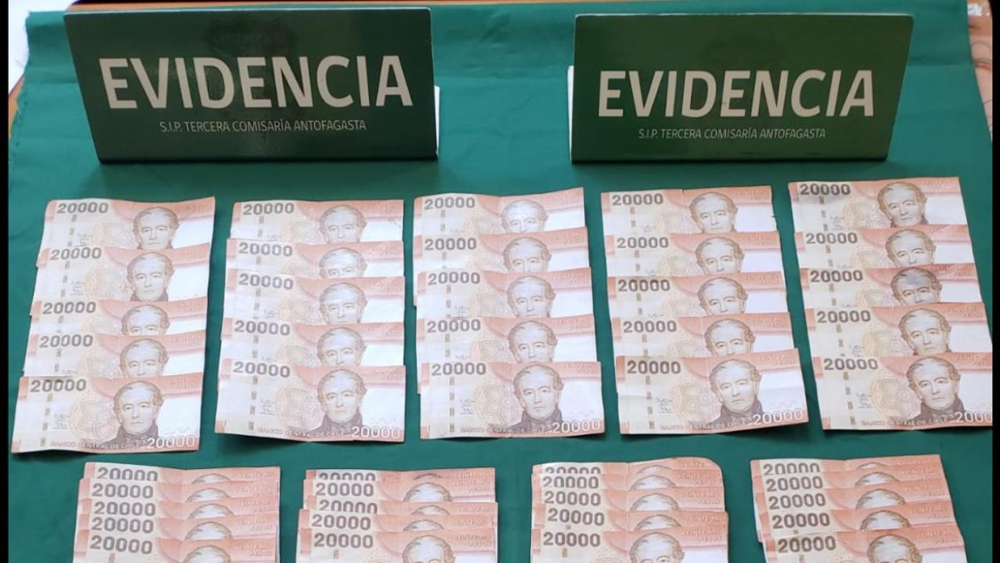 Detienen a hombre que portaba billetes falsificados en Antofagasta