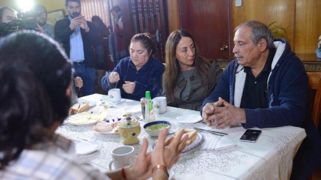 Gobierno se desplegó por el país para explicar 