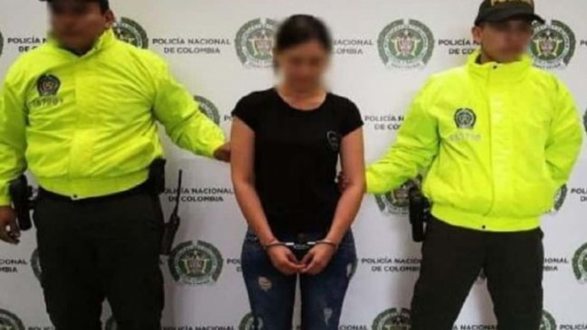 Enfermera atacó a esposa de su amante y fue detenida