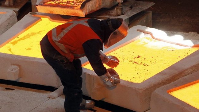 La guerra comercial sigue golpeando al cobre: Cayó 1,8% esta semana