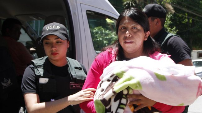 Familia de Lorenza Cayuhan pedirá anular juicio que absolvió a gendarmes