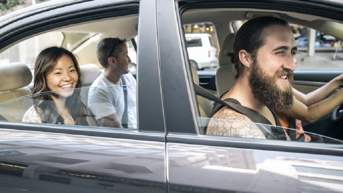 Uber desactivará cuentas de pasajeros con baja calificación