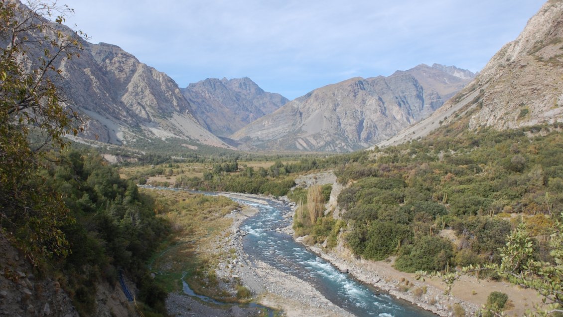 Inspeccionan estaciones fluviométricas previo a sistema frontal en O'Higgins