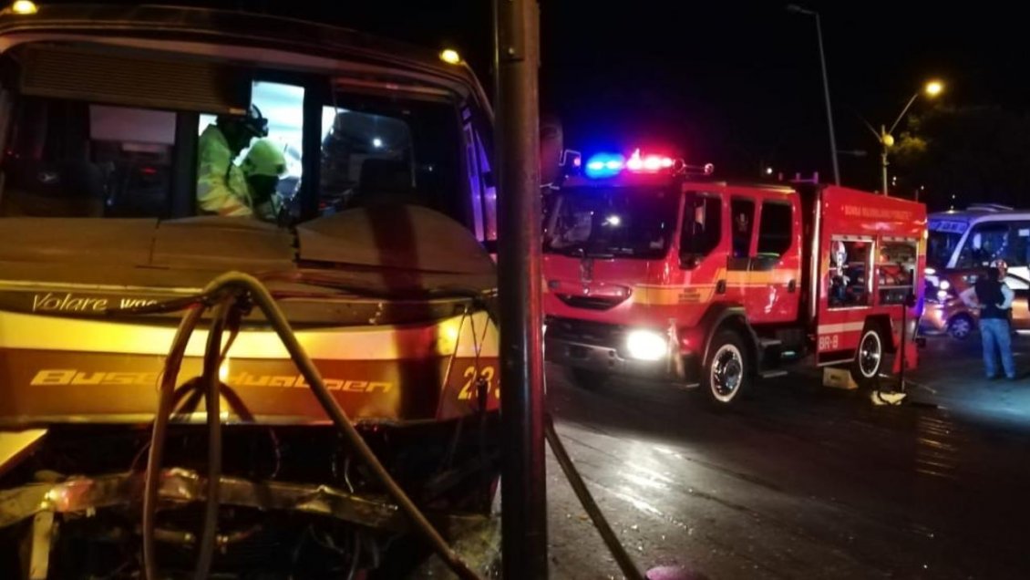 Antofagasta: Tres lesionados dejó colisión en Avenida Salvador Allende