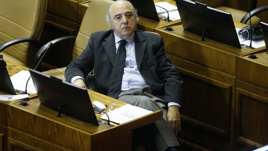 Diputado García renunció a presidencia de comisión investigadora por compra de tierras mapuche