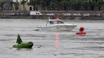  Hungría: Mal tiempo complica búsqueda de desaparecidos tras naufragio  