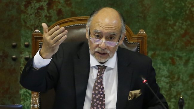 Presidente de la Cámara: Reducir número de parlamentarios no resuelve los problemas de la política