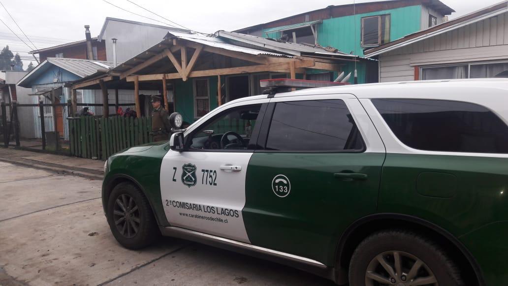 Hombre de 42 años falleció electrocutado en el techo de su casa