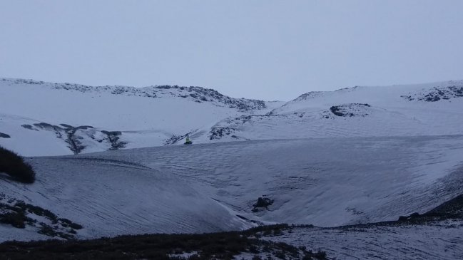 Nieve y fuertes vientos dificultaron búsqueda de profesor extraviado en Parque Conguillío