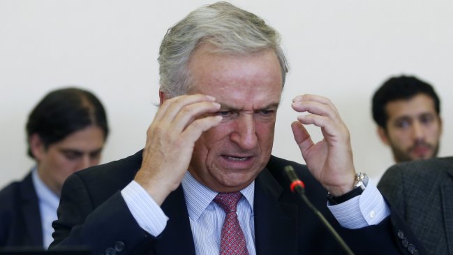 Chile debe crecer entre 3,7 y 4,4% al mes para alcanzar la meta del Gobierno