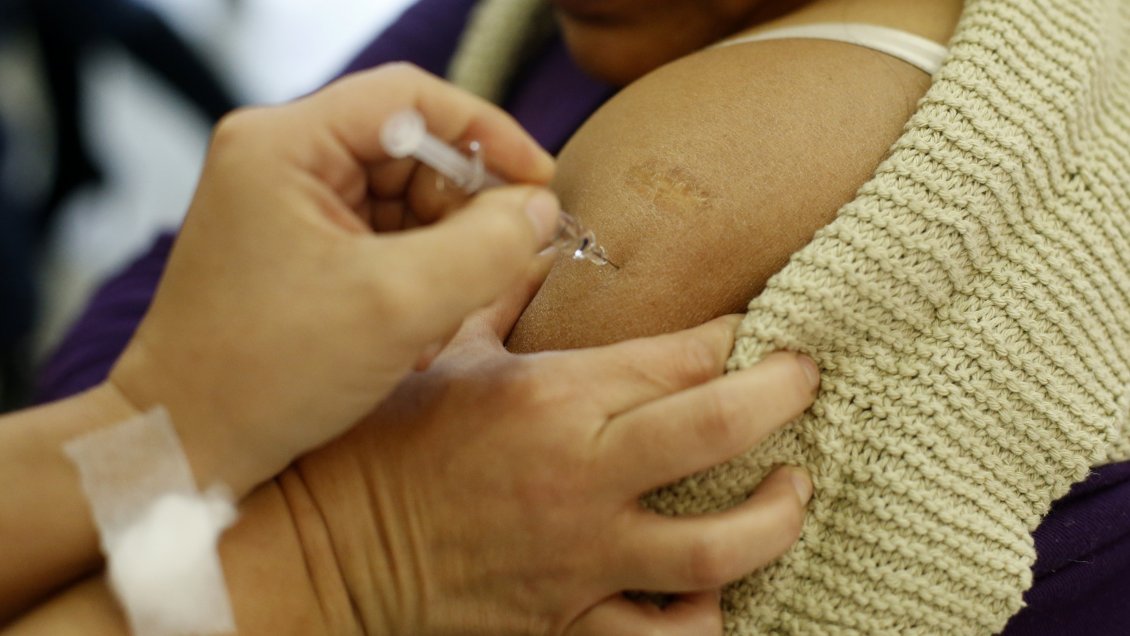 Otra víctima fatal por influenza en el Biobío: Autoridades llaman a vacunarse