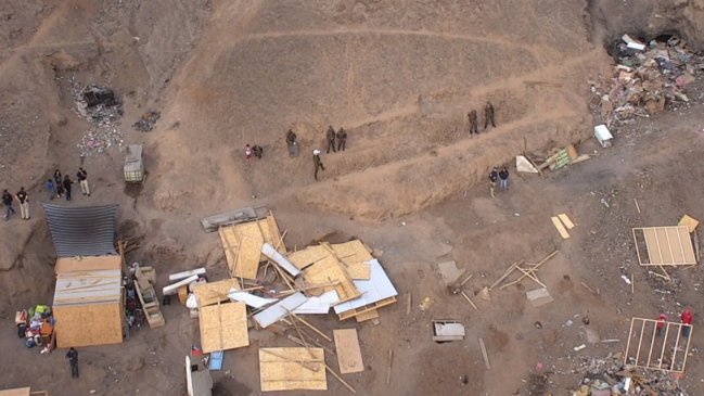 Descubren clandestino de alcoholes durante desalojos en campamentos de Antofagasta