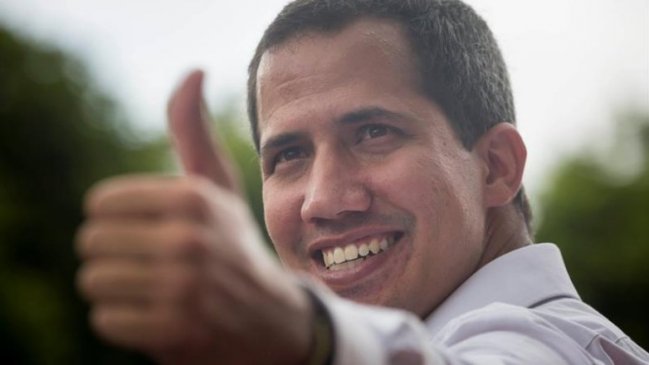 Guaidó: Maduro reabrió frontera con Colombia por 
