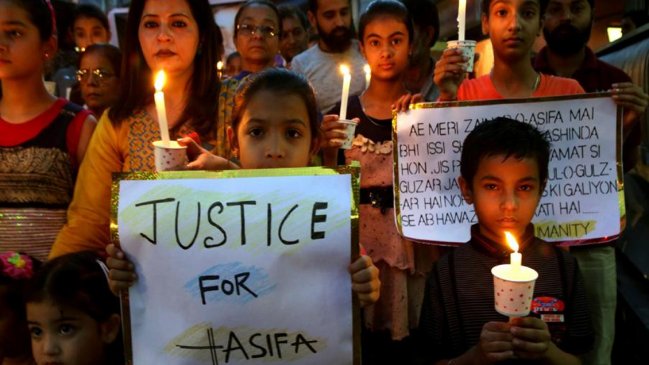 Seis condenados por la violación y asesinato de una niña en India