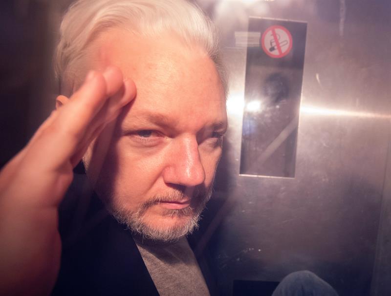 EE.UU. pide formalmente a Reino Unido la extradición de Julian Assange
