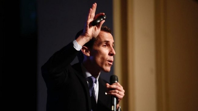 Alcalde Alessandri realizó cuenta pública en Barrio Yungay con énfasis en seguridad