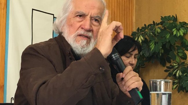 Gabriel Salazar califica como un error y una contradicción que Historia pase a ser un ramo electivo