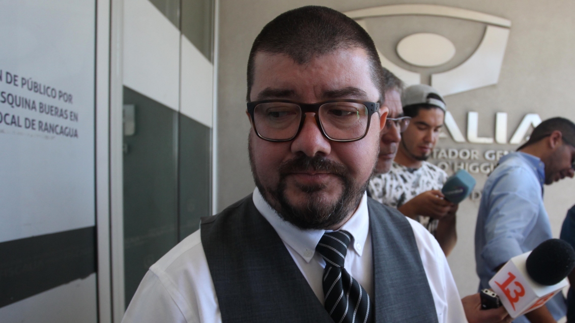 Abbott confirmó suspensión del fiscal Sergio Moya