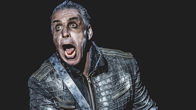 Vocalista de Rammstein es investigado por agredir a un hombre