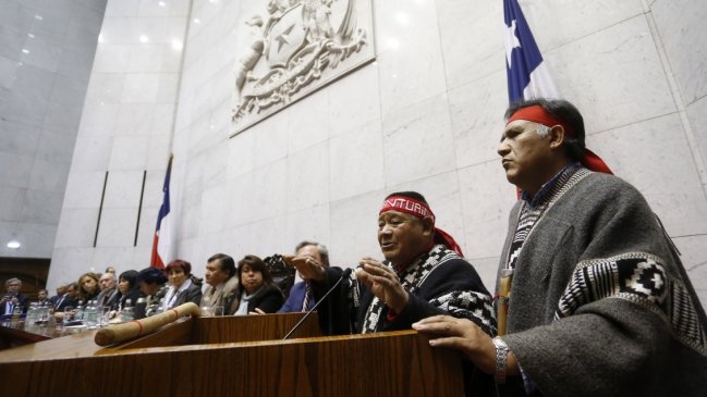 Diputados piden repetir encuentros con dirigentes mapuche en el Congreso