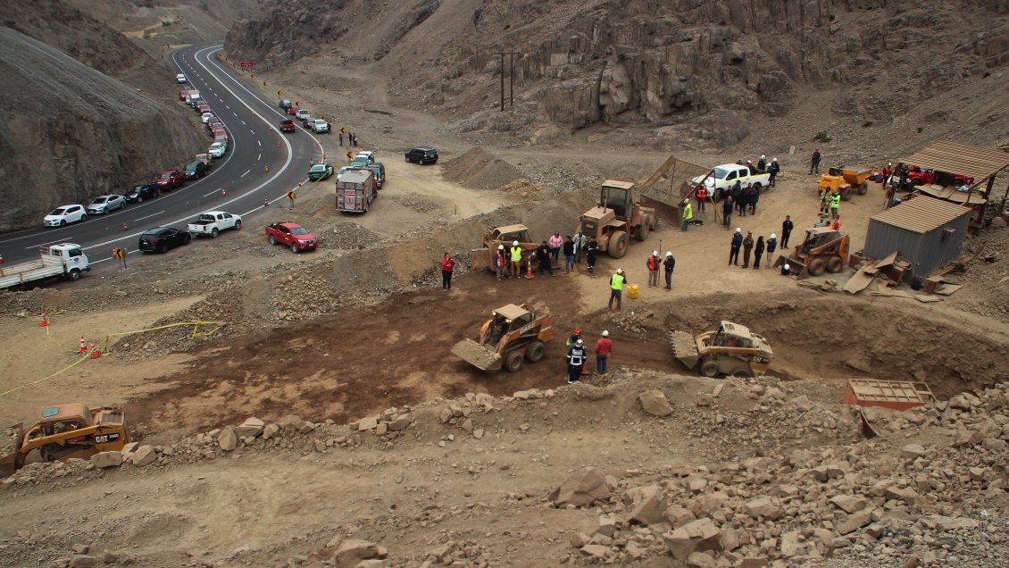Confirman un rescatado y un muerto de los mineros atrapados en Tocopilla