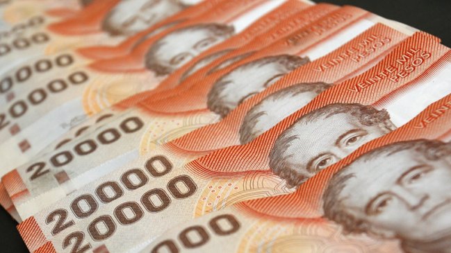 Experto en finanzas: Permitir que las personas retiren sus fondos de pensiones es una burrada