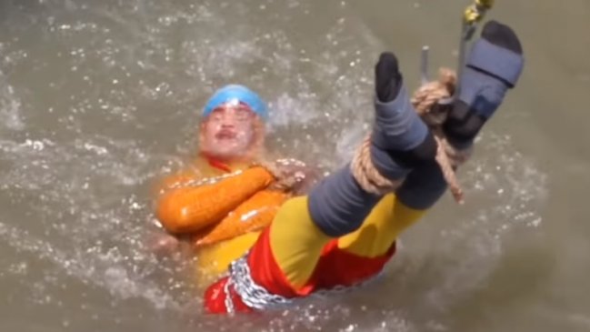 Murió mago que quiso imitar truco de Houdini