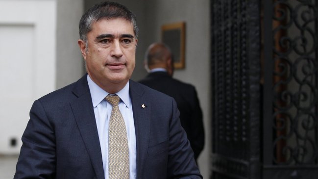 Bancada de RN blinda a Desbordes y pide al Presidente 