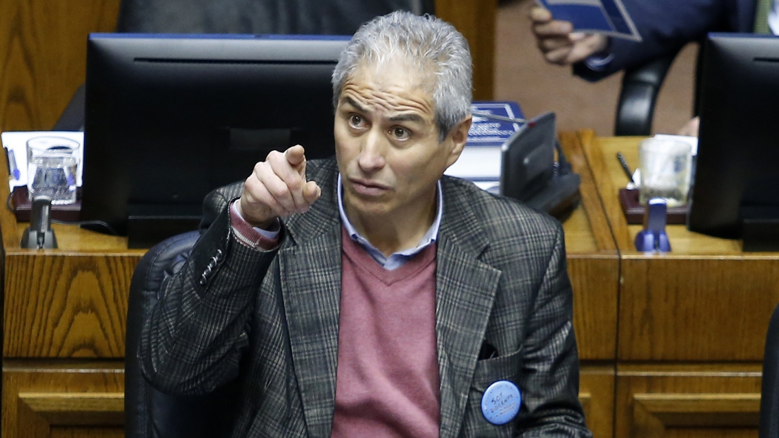 Colegio de Profesores insiste en que Cubillos lidere las negociaciones