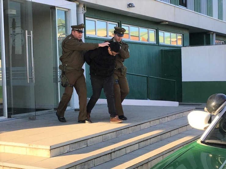 Pinchó neumático de su víctima para robarle: Hombre fue detenido en San Carlos