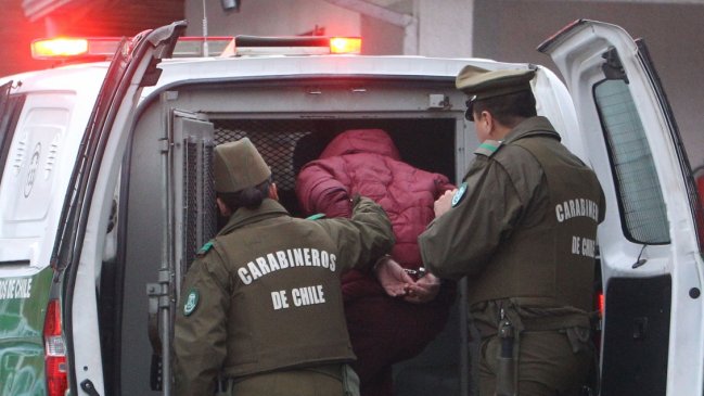 Carabineros detuvo a banda acusada de asaltar locales comerciales en Providencia