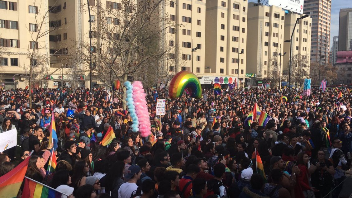 Movilh cifró en 100 mil los asistentes a la Marcha del Orgullo en Santiago