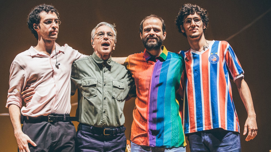 Caetano Veloso vuelve a Chile con show íntimo