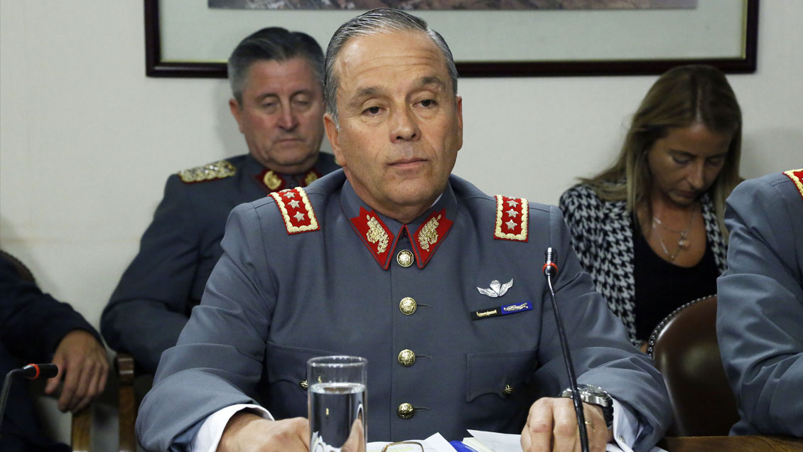 Jueza Rutherford citó a declarar como imputado a Humberto Oviedo, ex comandante en jefe del Ejército