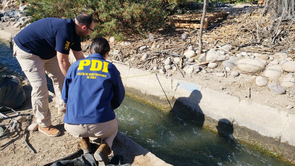 Bebé de un año y medio falleció tras caer dentro de un canal de regadío en Arica