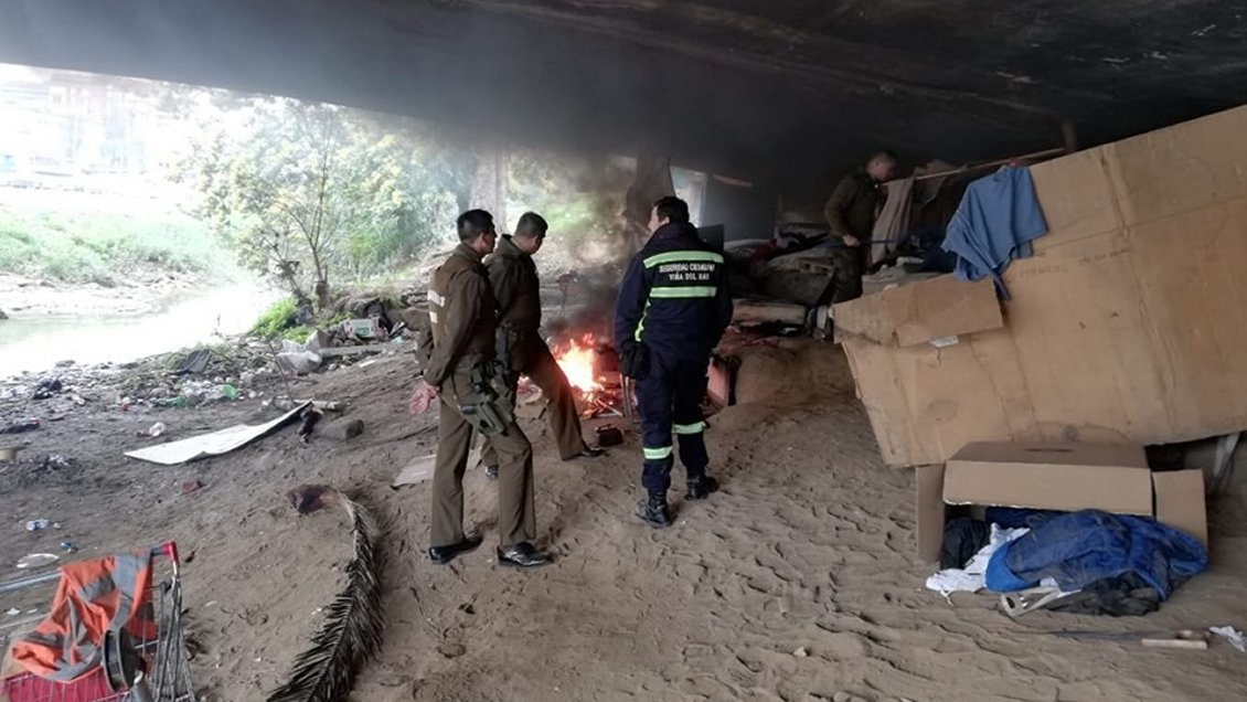 Carabineros detuvo a 12 personas por un altercado en el Estero Marga Marga