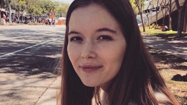 Joven de 21 años murió atacada por tiburones durante sus vacaciones