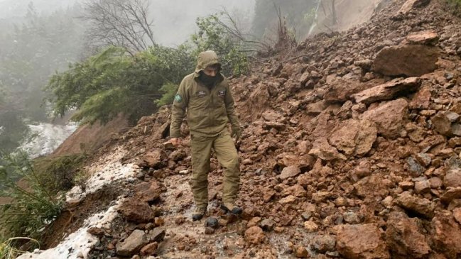 Cerca de 4.000 personas aisladas en Alto Biobío tras corte de ruta por derrumbe y nevazón