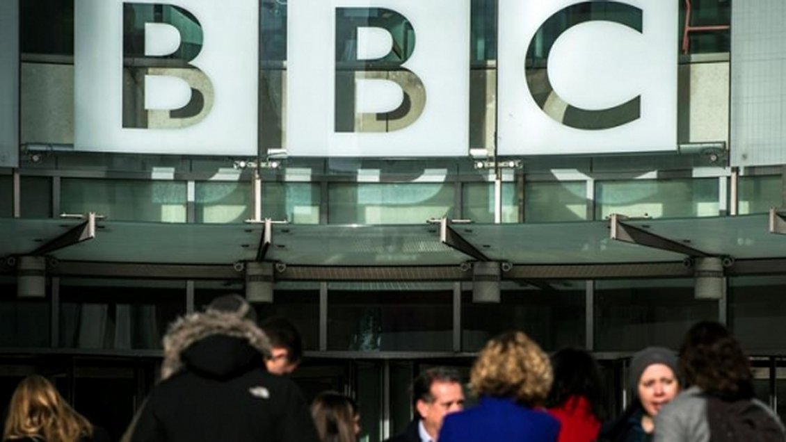 BBC reduce brecha salarial: Tres mujeres en los 12 famosos mejor pagados