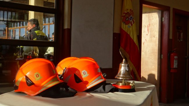 Bomberos de Puerto Montt firmó protocolo con Sernameg para posibles casos de acoso
