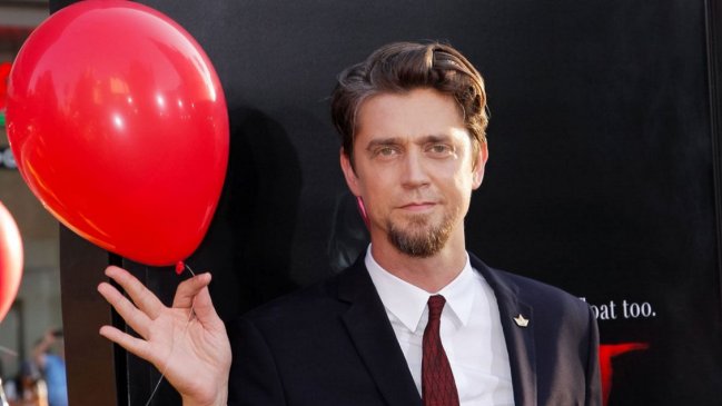 Warner Bros. sondea a director de 