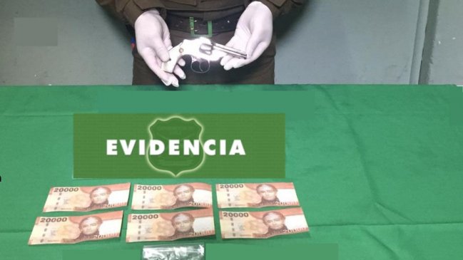 Detienen a joven que robaba perfumes en un supermercado de Temuco