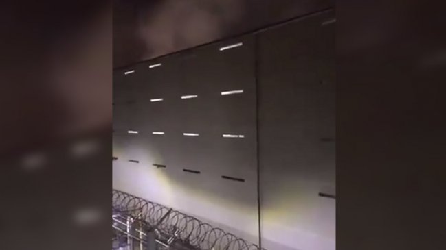 Amago de incendio en penal Santiago 1 movilizó a equipos de emergencia